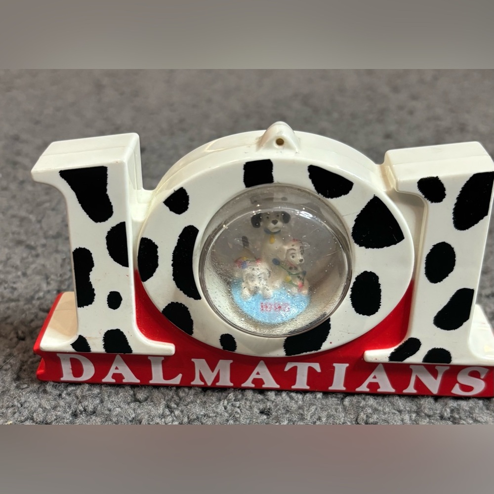 1996 McDonalds 101 Dalmatians Snow Globe